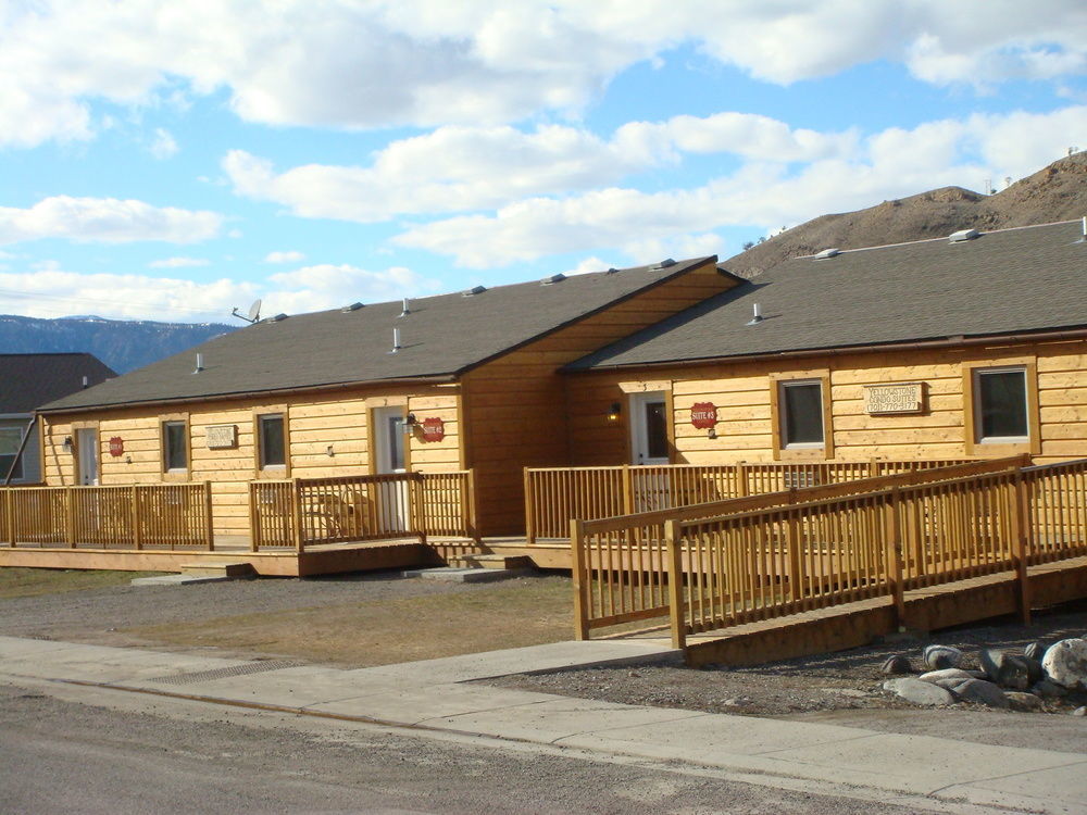 Yellowstone Condos & Suites Gardiner Exterior foto